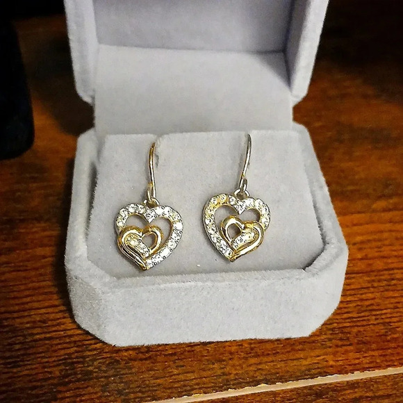 Genuine. 925 sterling silver stamped gold and silver with cz diamonds 💎 ✨️ - Picture 1 of 5